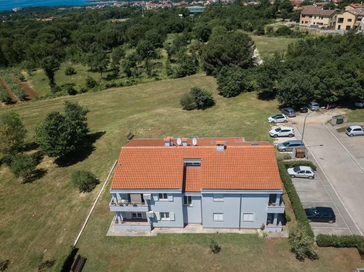 Apartment Vitalia 2+2 Poreč Exteriör bild
