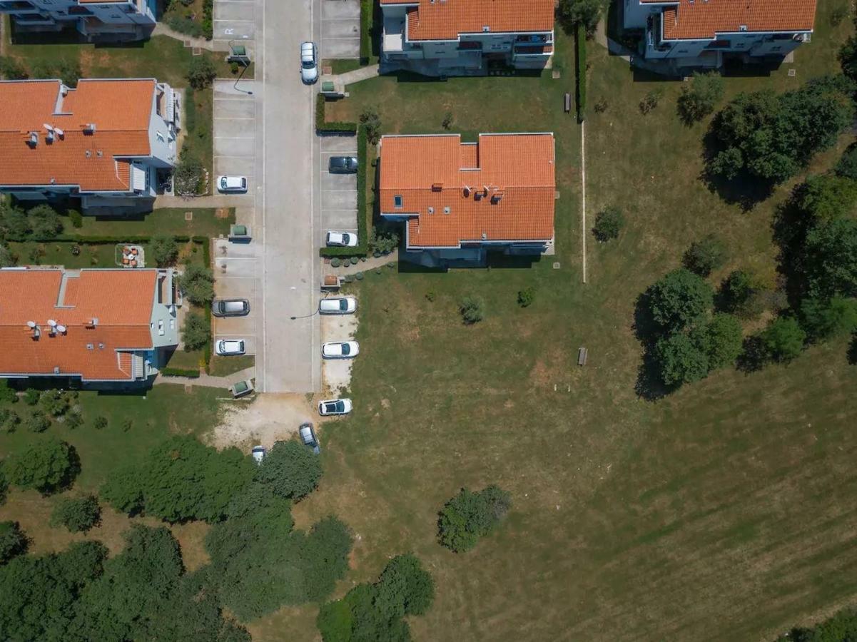 Apartment Vitalia 2+2 Poreč Exteriör bild